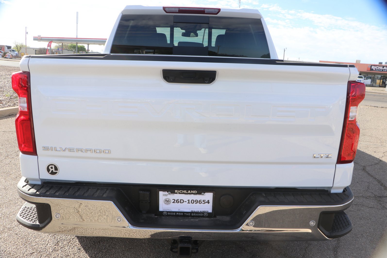 New 2026 Chevrolet Silverado 1500 LTZ w/ LTZ Convenience Package II AWD/4WD image 6