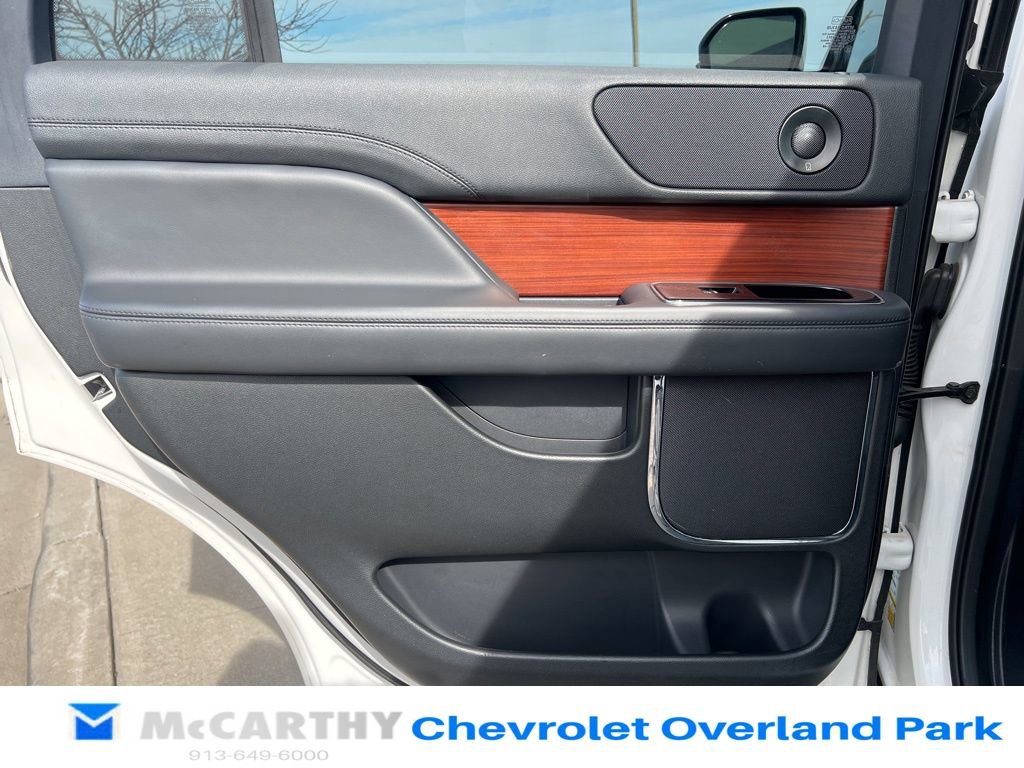 Used 2023 Lincoln Navigator Reserve AWD/4WD image 43