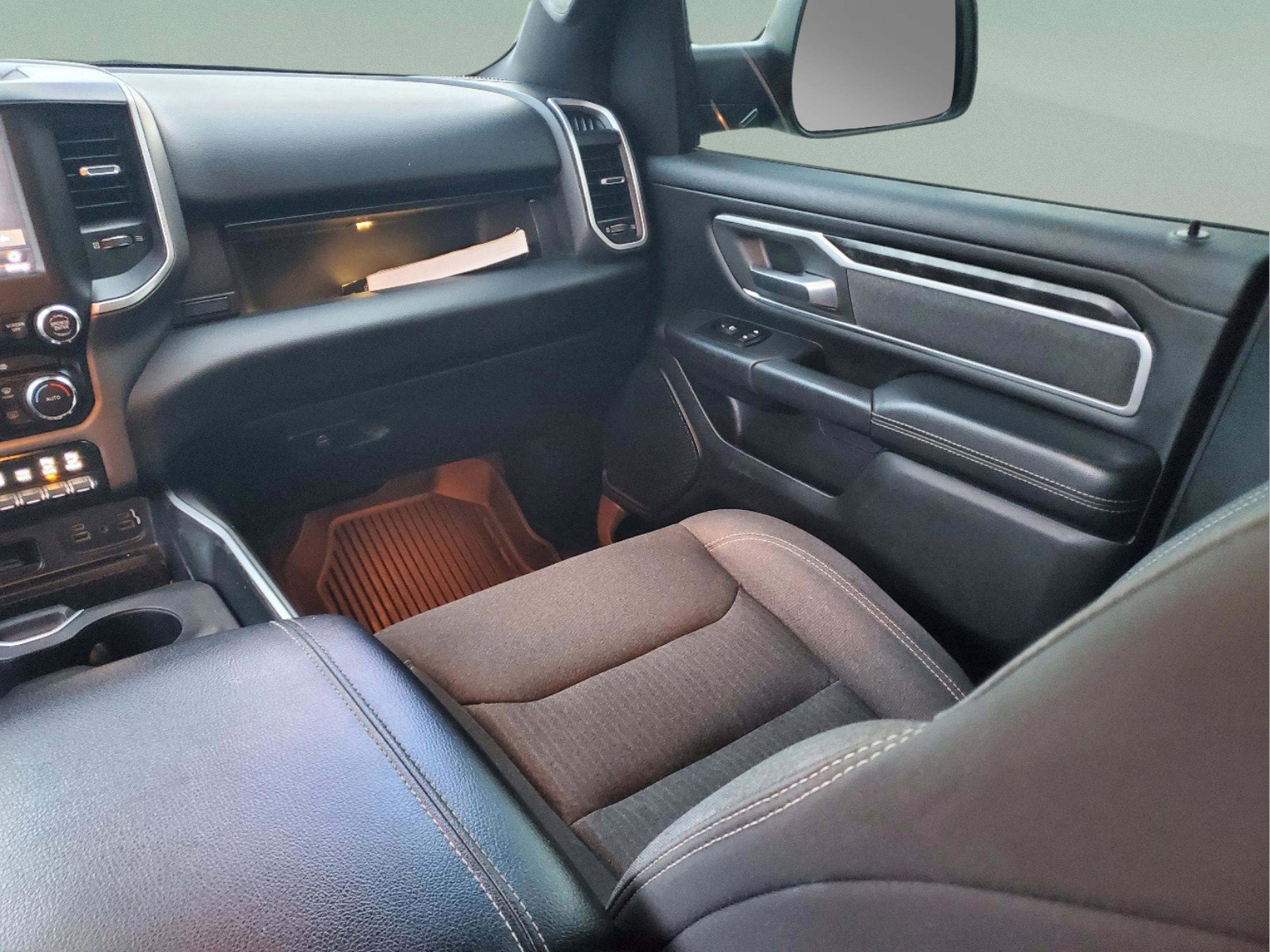 Used 2020 RAM 1500 Big Horn image 13