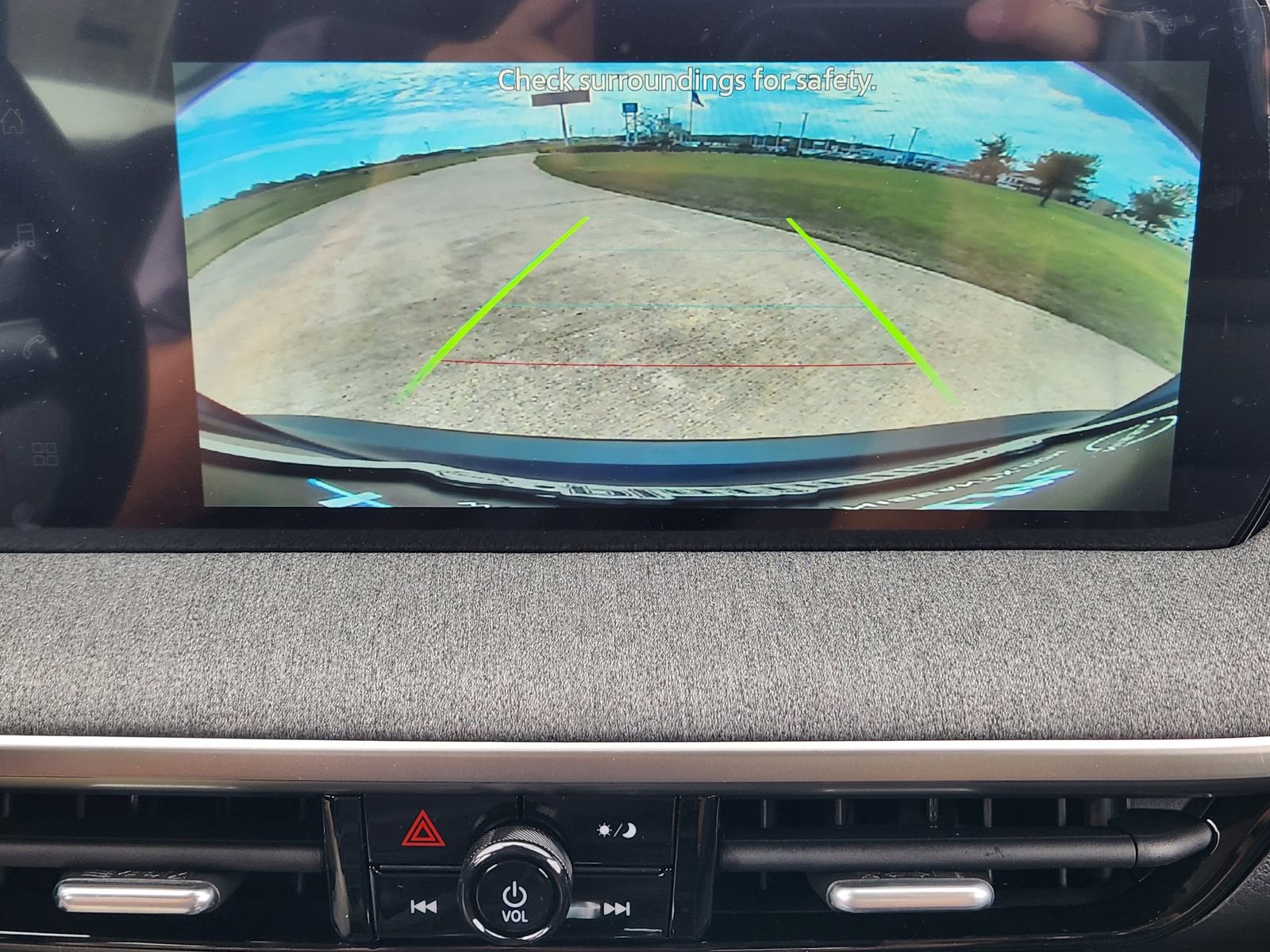 New 2026 Nissan Kicks SV image 17