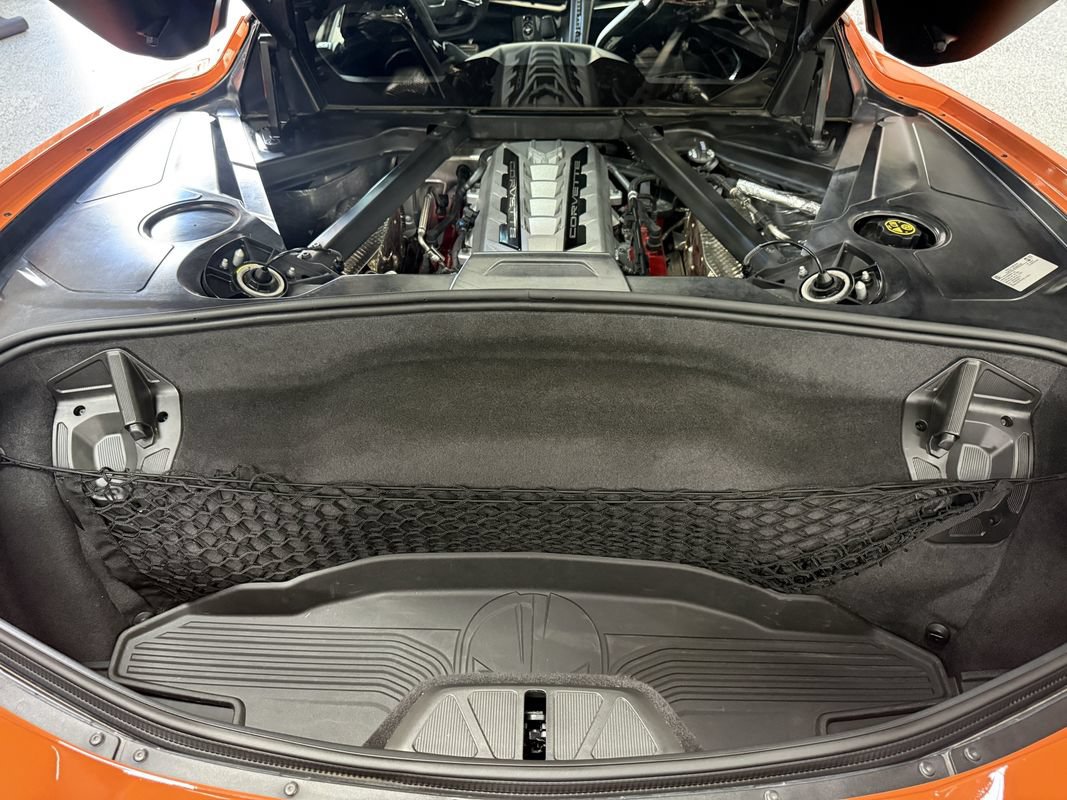 Used 2022 Chevrolet Corvette Stingray Preferred Cpe w/ Z51 Performance Package RWD image 18