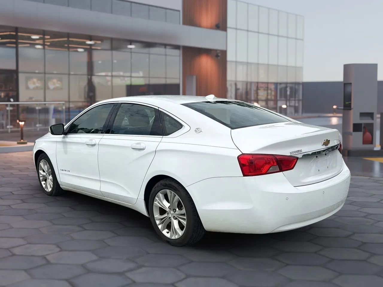 Used 2014 Chevrolet Impala LT w/ Premium Seating Package FWD image 6