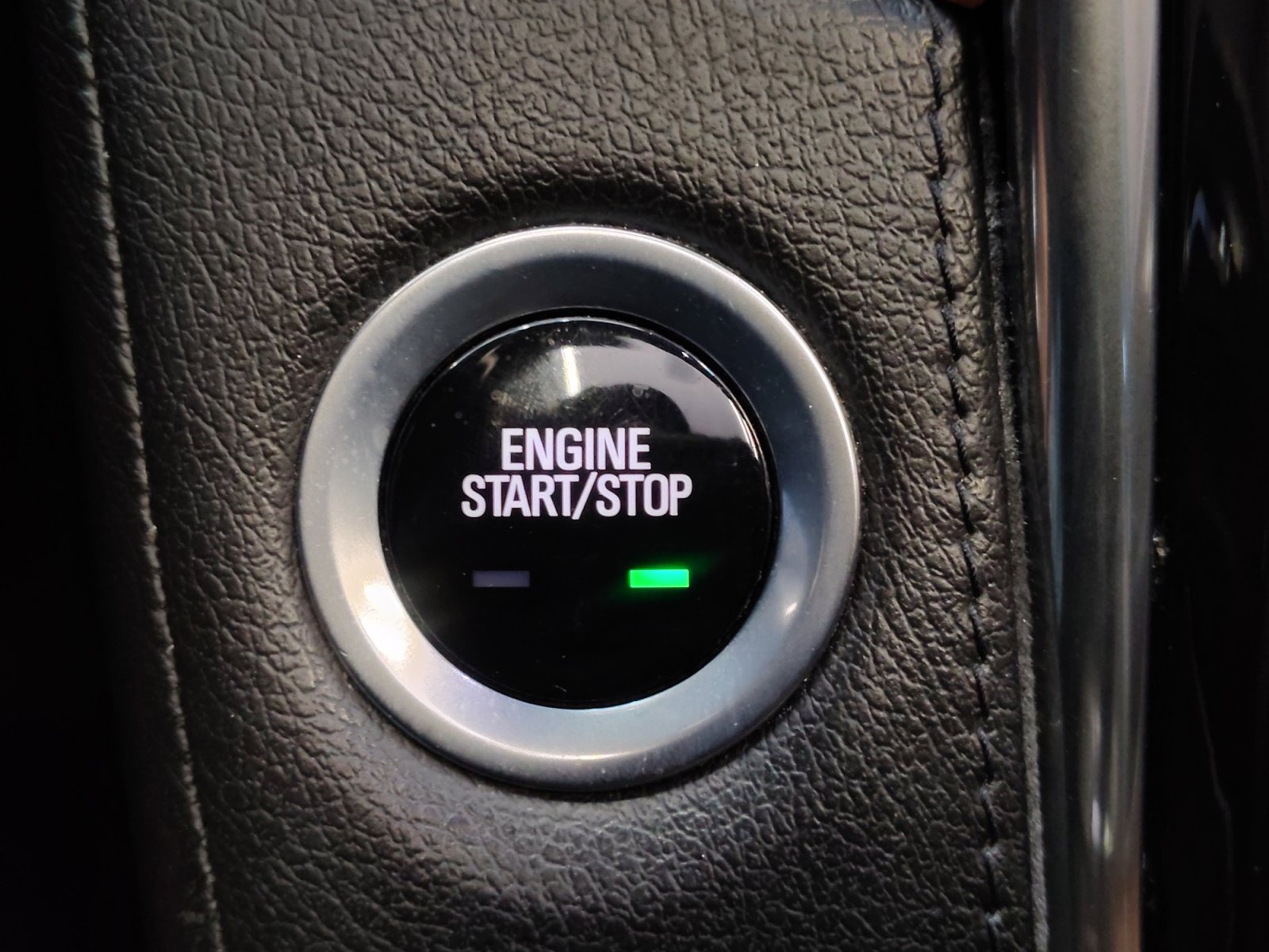 Used 2018 Cadillac Escalade Luxury w/ LPO, Radiant Package RWD image 38