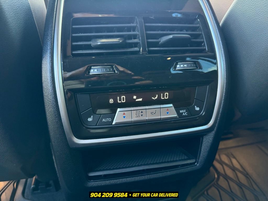 Used 2022 BMW X5 M50i AWD/4WD image 25