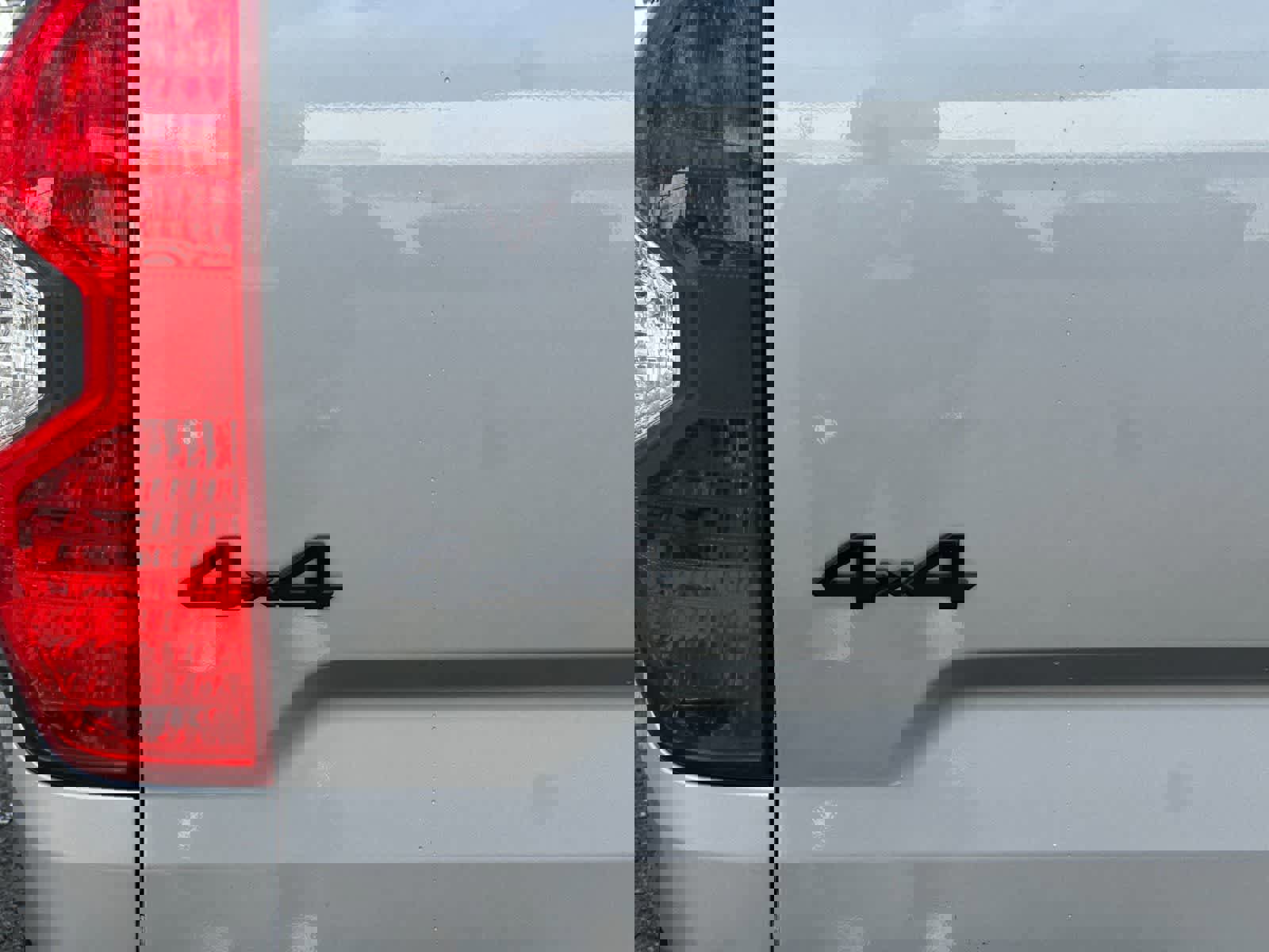 Used 2020 Toyota Tundra Platinum image 27