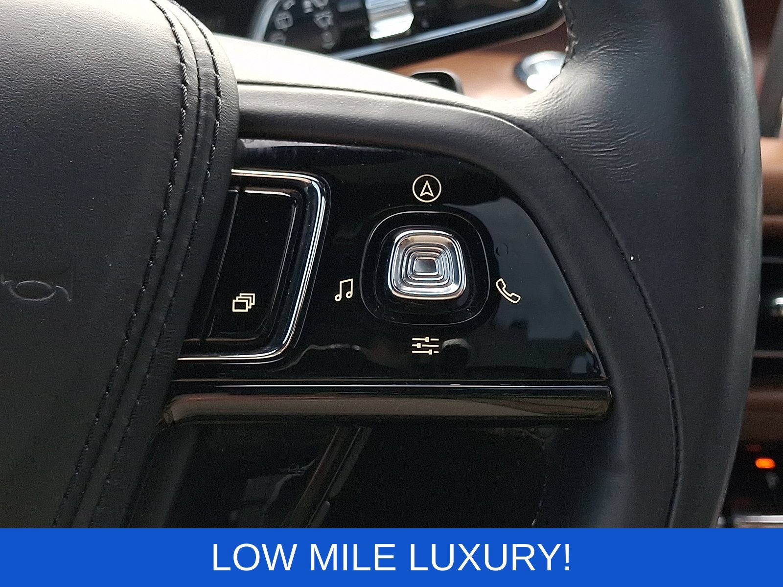 Used 2021 Lincoln Aviator Reserve w/ Equipment Group 202A AWD/4WD image 26
