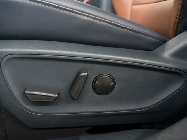 Used 2024 Ford Maverick Lariat w/ 4K Tow Package image 13