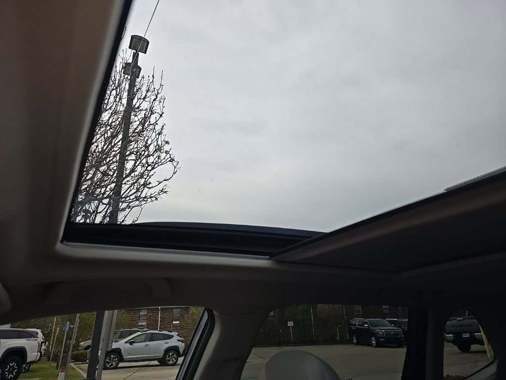 Used 2022 Subaru Forester Premium image 23