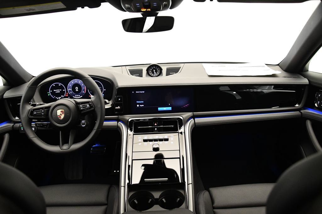 Certified 2024 Porsche Panamera 4 image 23
