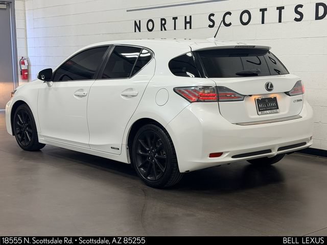 Used 2013 Lexus CT 200h w/ Premium Pkg w/Navigation FWD image 7