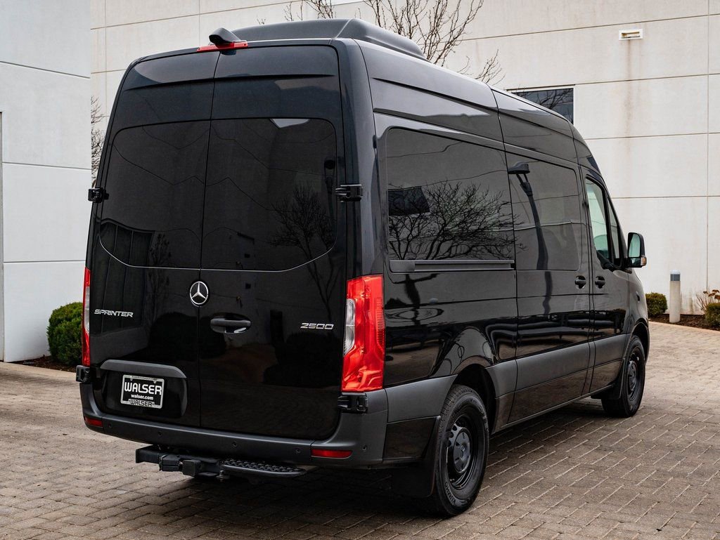 Used 2023 Mercedes-Benz Sprinter 2500 image 10