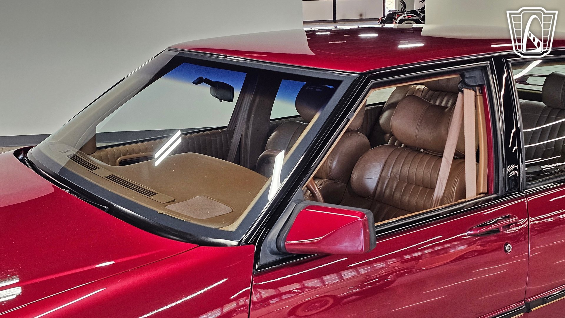 Used 1989 Pontiac Bonneville SSE FWD image 10