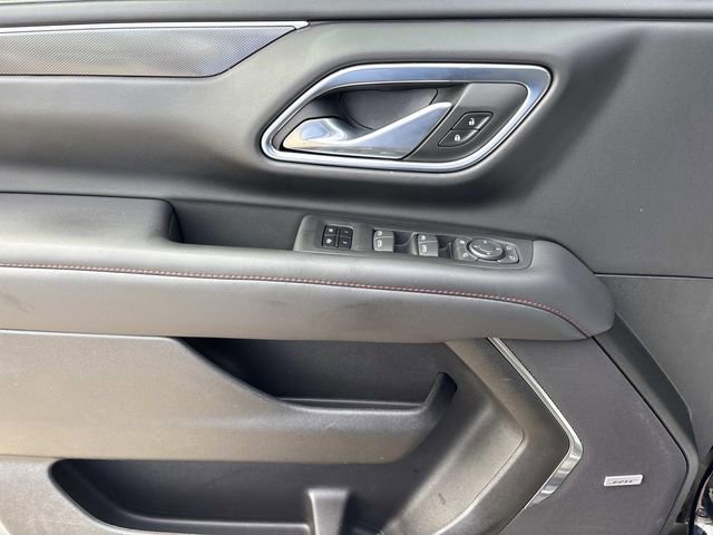 Used 2022 Chevrolet Suburban RST w/ Luxury Package AWD/4WD image 25