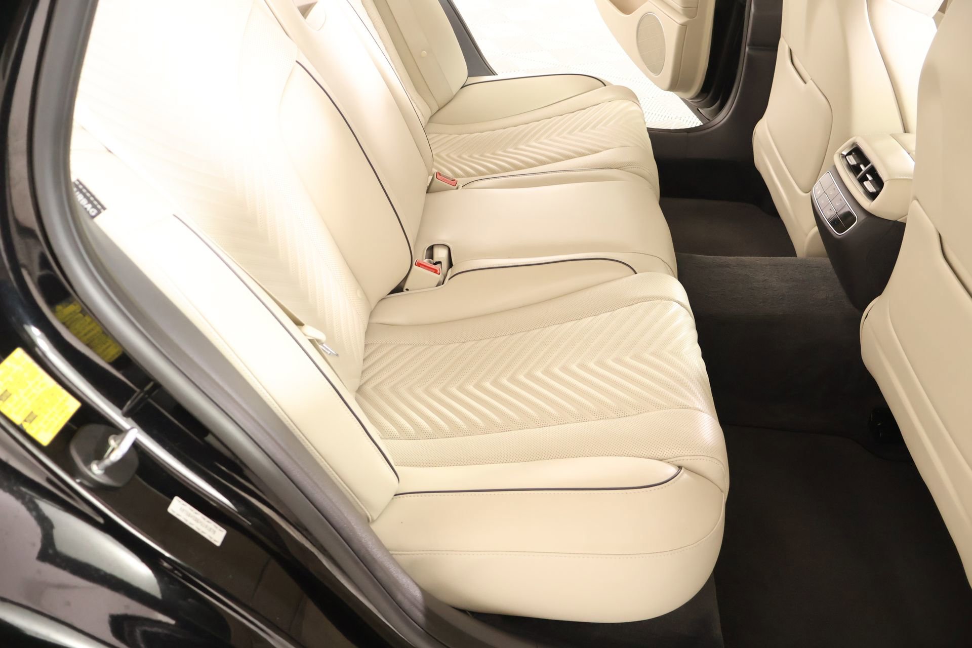 Used 2023 Genesis G80 3.5T Sport image 15