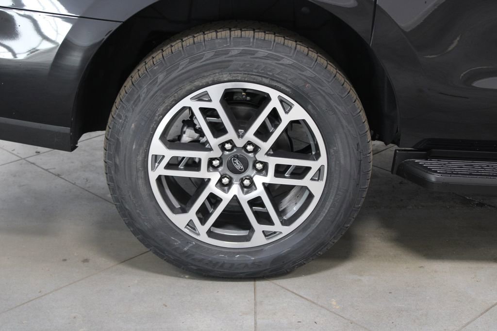 New 2026 Ford Expedition Max Active image 13