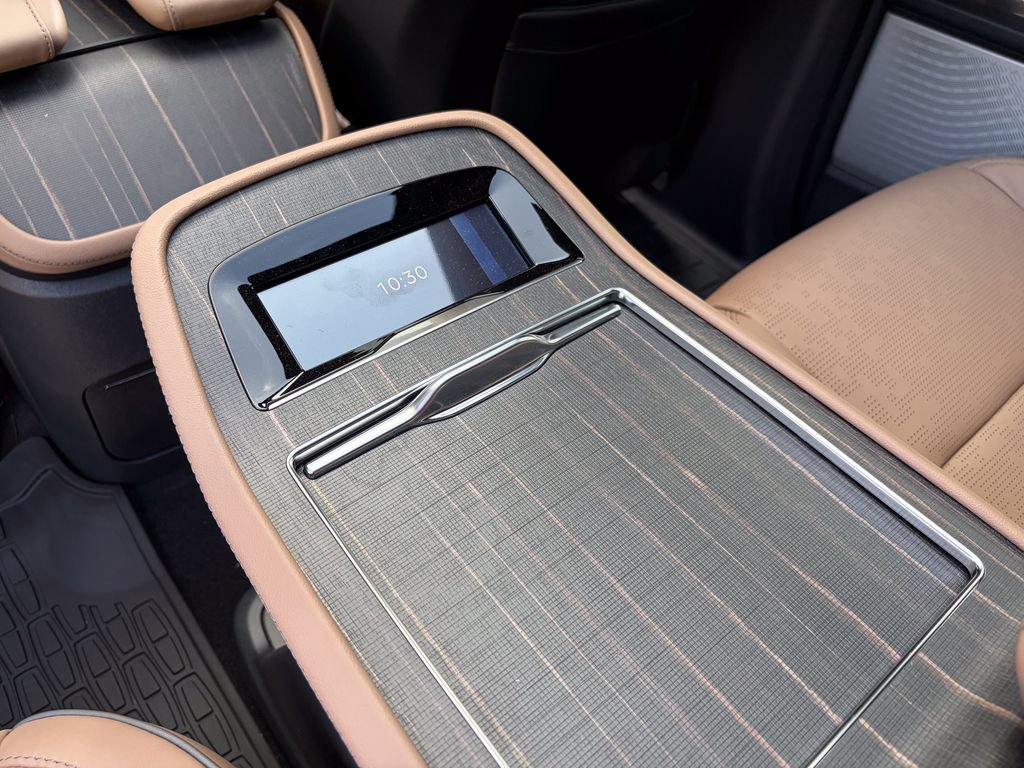 New 2027 Lincoln Navigator Black Label AWD/4WD image 69