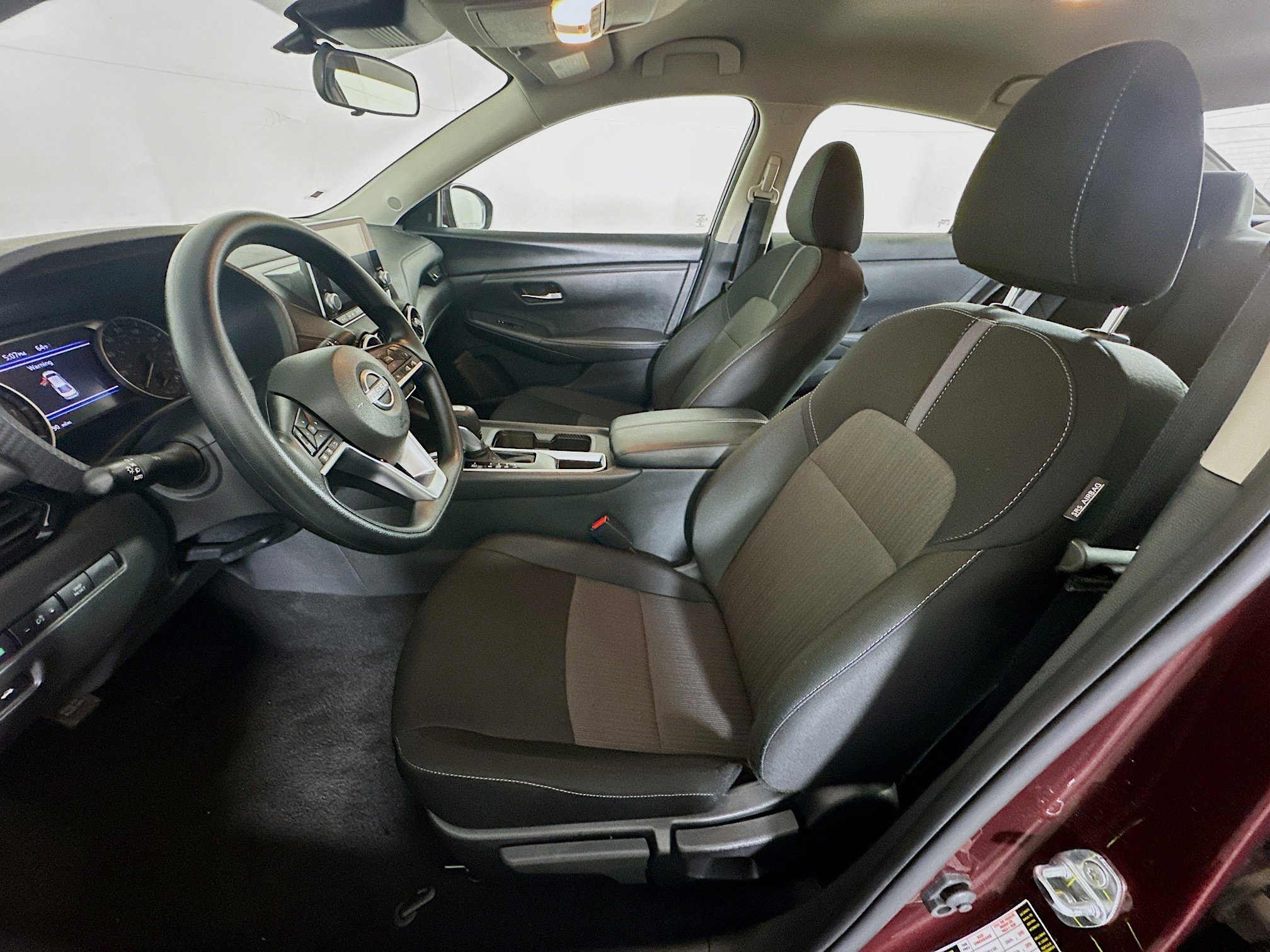 Used 2025 Nissan Sentra SV image 13