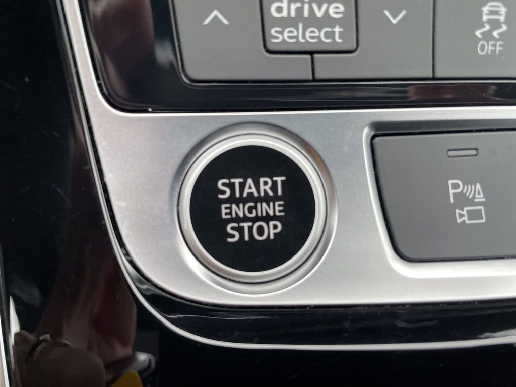 Used 2025 Audi Q7 3.0T Premium Plus image 20