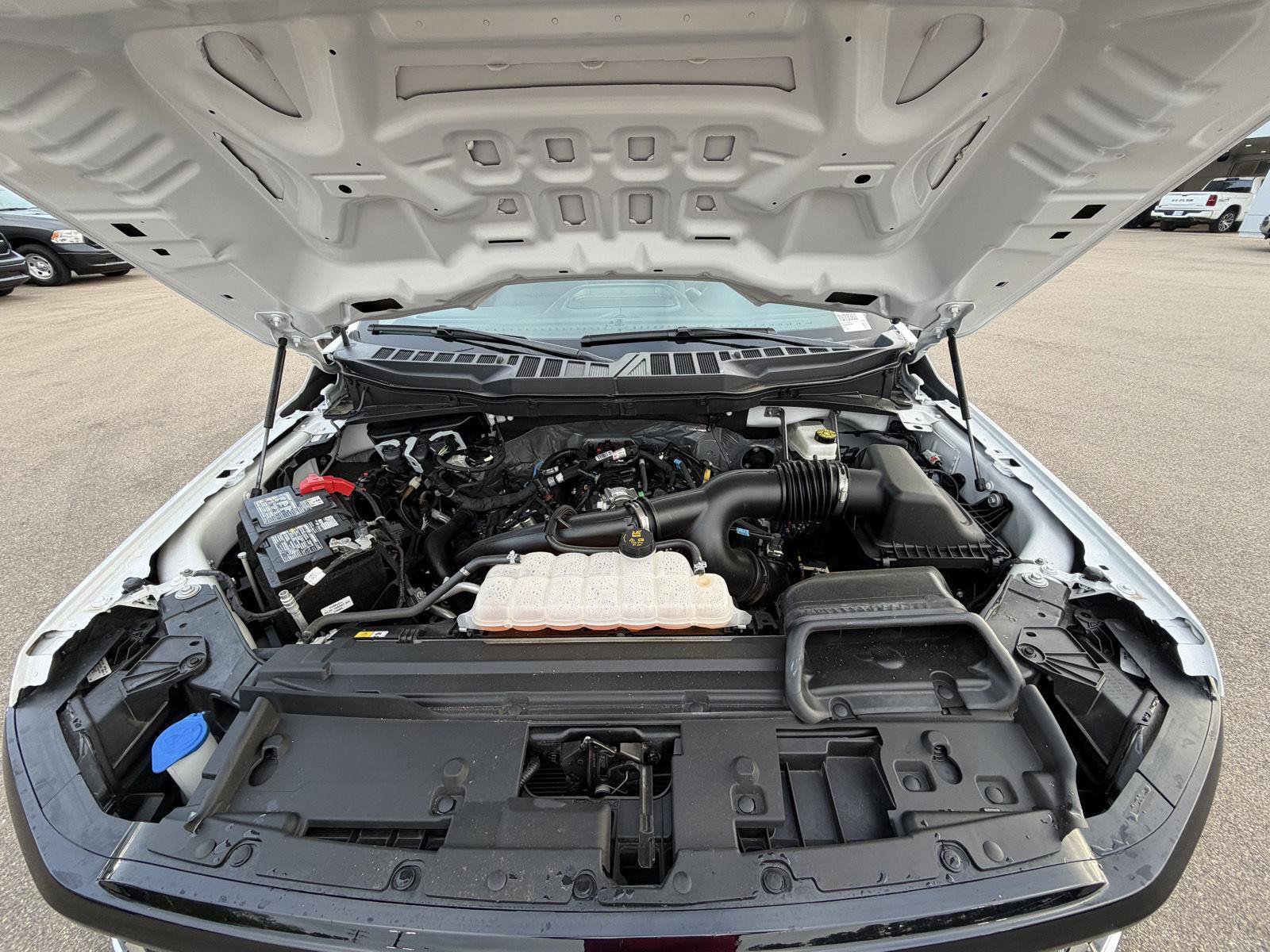 Used 2025 Ford F150 XLT w/ Equipment Group 301A Standard image 21