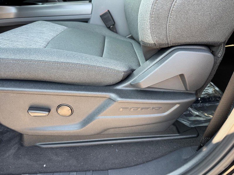 New 2026 Ford F350 XLT w/ XLT Premium Package image 18