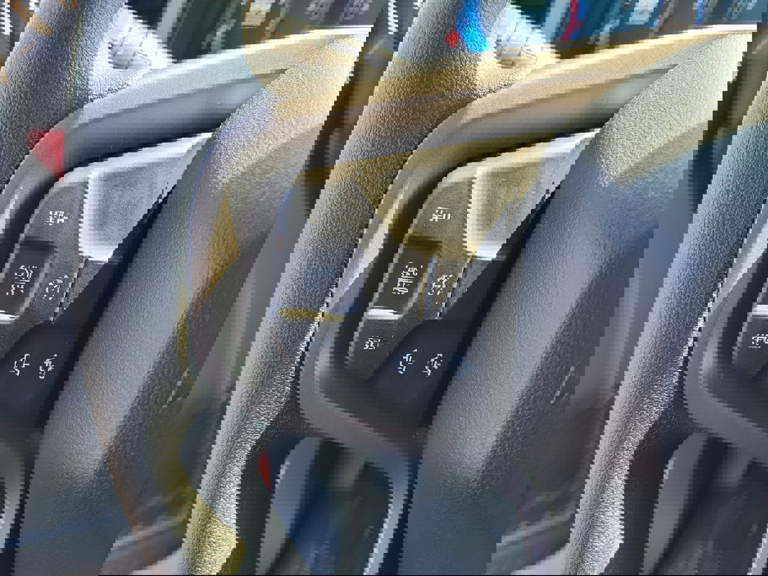 New 2025 Ford Bronco 4-Door image 24