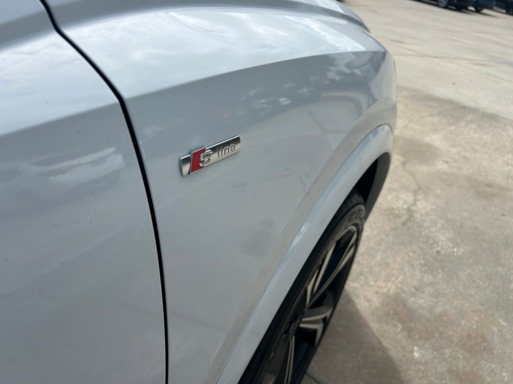 Used 2023 Audi Q3 2.0T Premium Plus w/ Premium Plus Package image 35