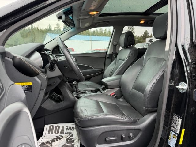 Used 2015 Hyundai Santa Fe Limited w/ Option Group 04 AWD/4WD image 2