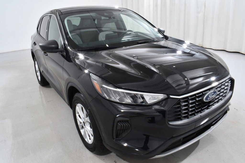 Used 2023 Ford Escape Active image 4