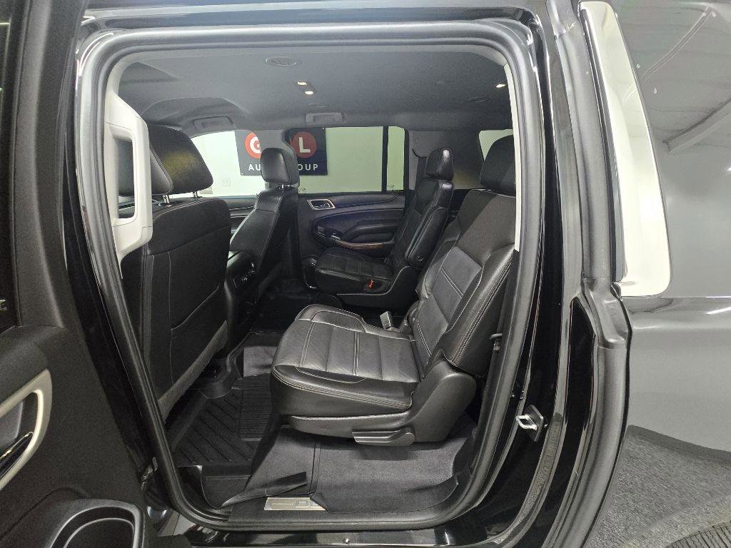 Used 2020 GMC Yukon XL Denali RWD image 13