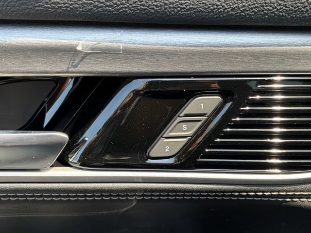 New 2026 Jeep Grand Wagoneer Limited AWD/4WD image 14