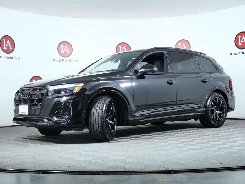 New 2026 Audi SQ7 Prestige AWD/4WD image 4