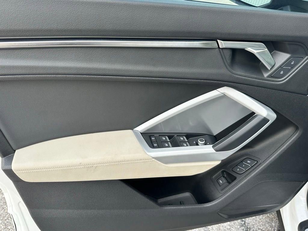 Used 2022 Audi Q3 2.0T Premium w/ Convenience Package image 21