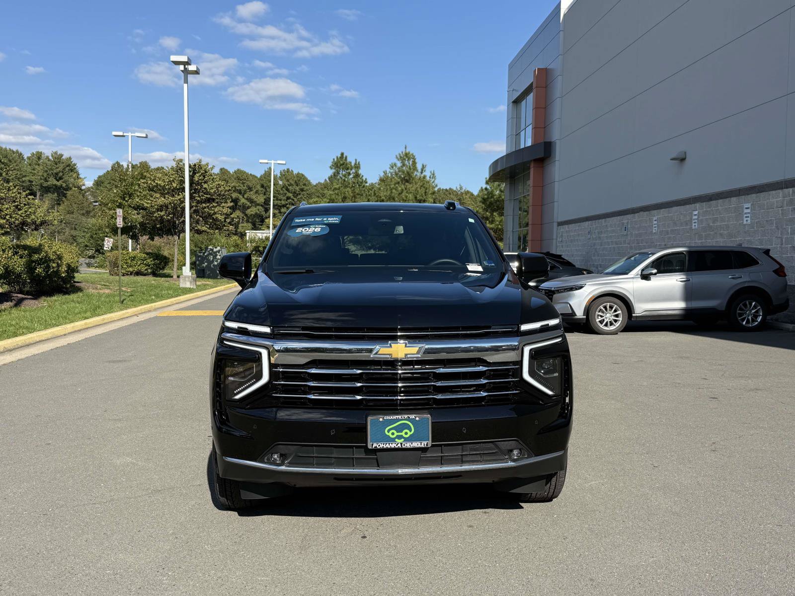Certified 2026 Chevrolet Suburban LT w/ Comfort Package AWD/4WD image 6