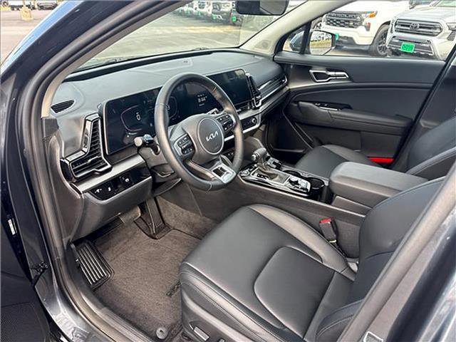 Used 2024 Kia Sportage EX image 17