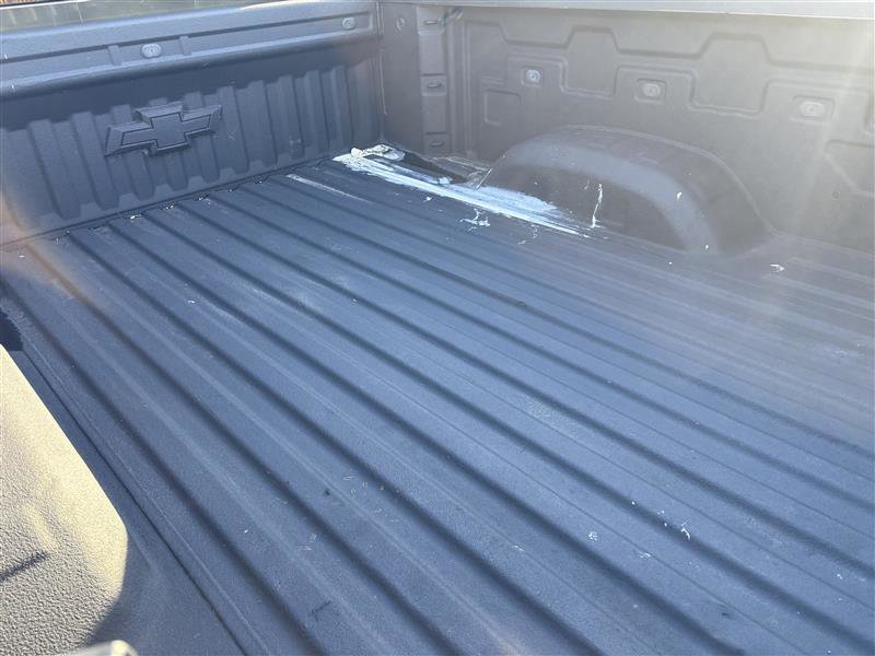 Used 2022 Chevrolet Silverado 3500 High Country w/ Technology Package image 5