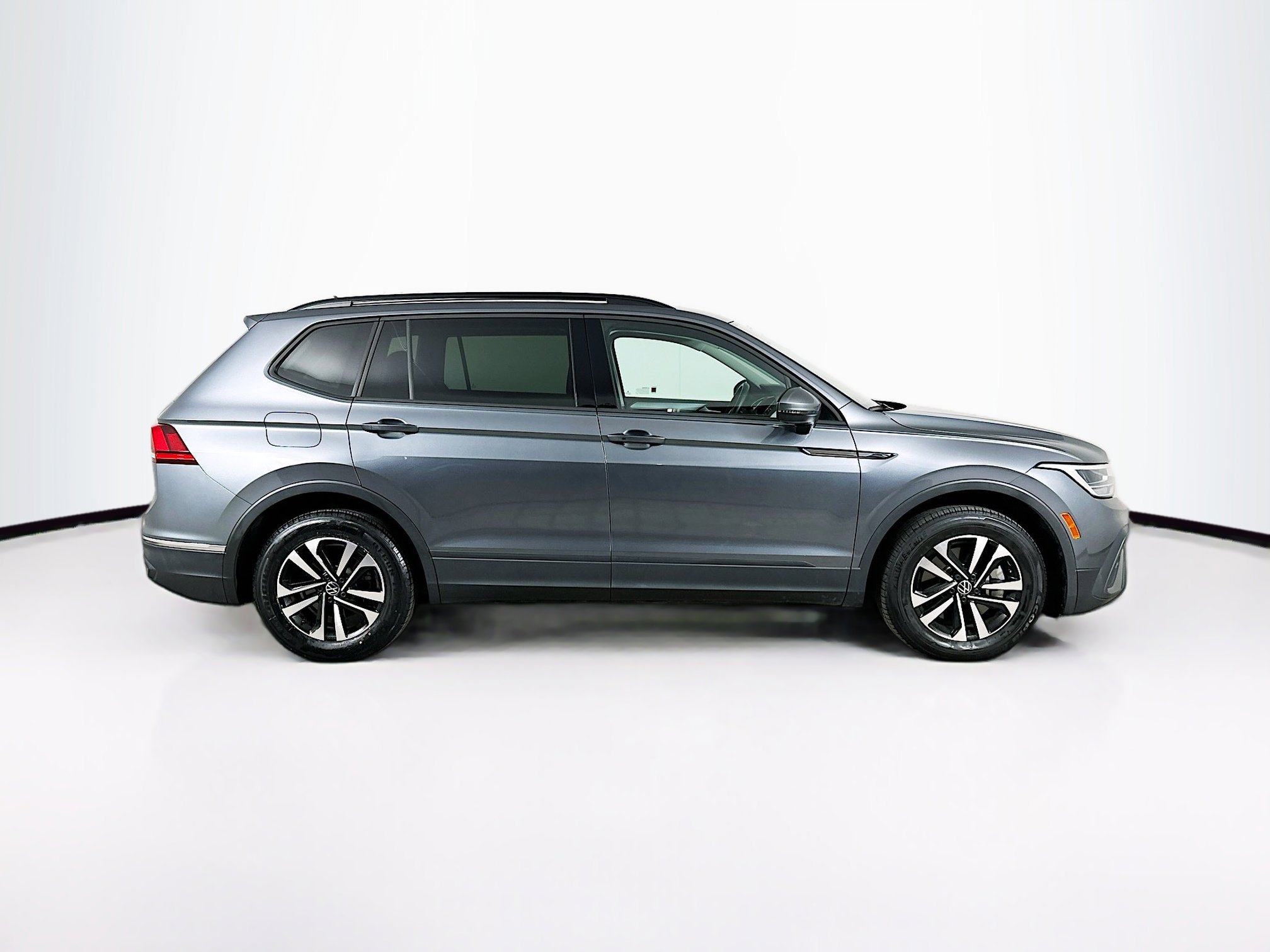 Used 2023 Volkswagen Tiguan S w/ Driver Assistance Package image 10