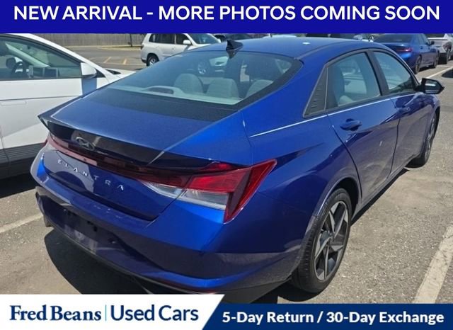 Used 2023 Hyundai Elantra SEL w/ Convenience Package FWD image 6