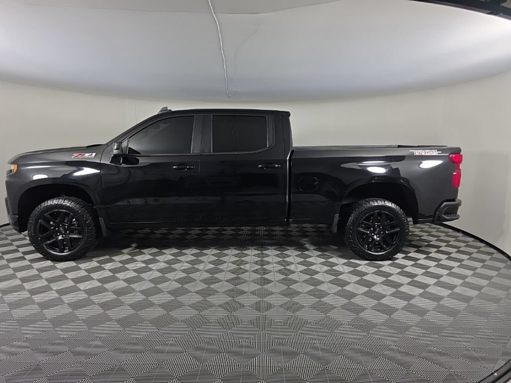 Used 2022 Chevrolet Silverado 1500 LT Trail Boss w/ Convenience Package II AWD/4WD image 2