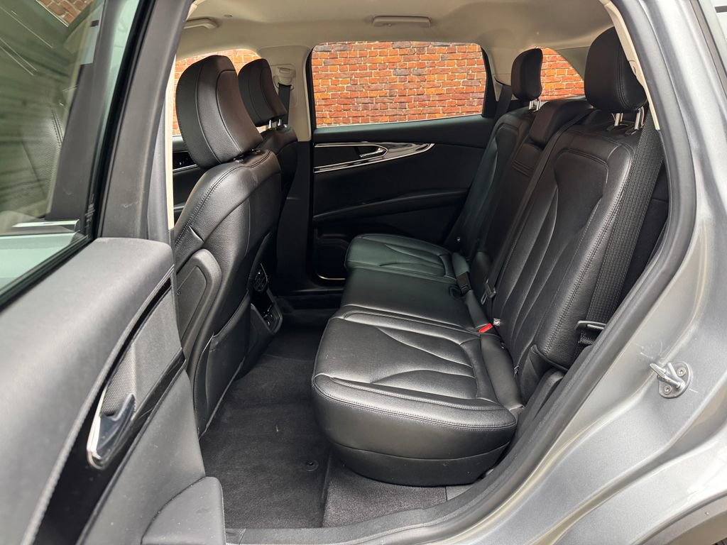 Used 2022 Lincoln Nautilus AWD w/ Premium Package image 23