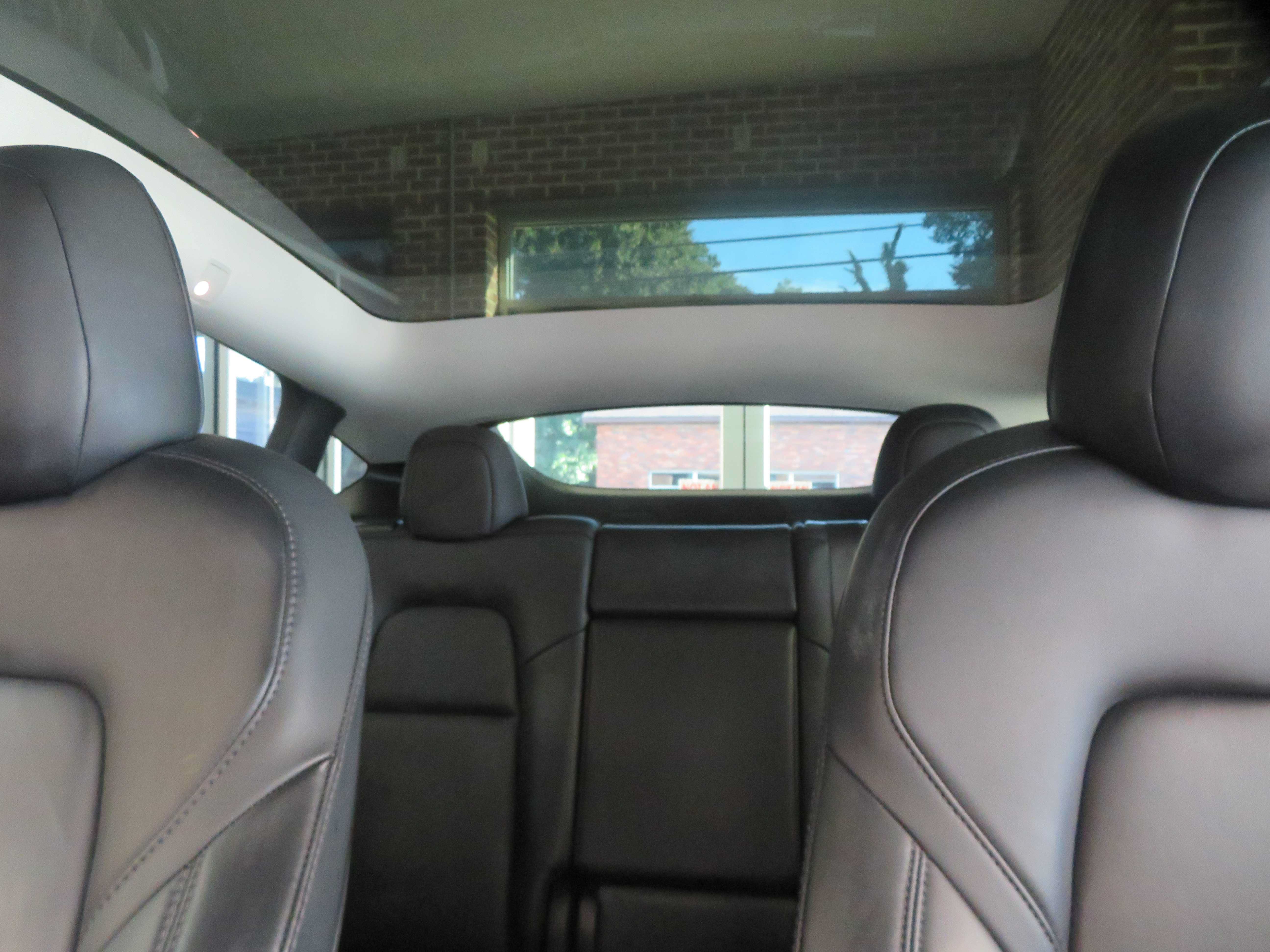 Used 2022 Tesla Model Y Performance AWD/4WD image 53