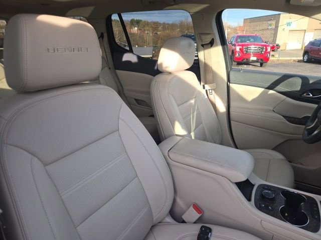 Used 2023 GMC Acadia Denali w/ Black Diamond Edition image 39