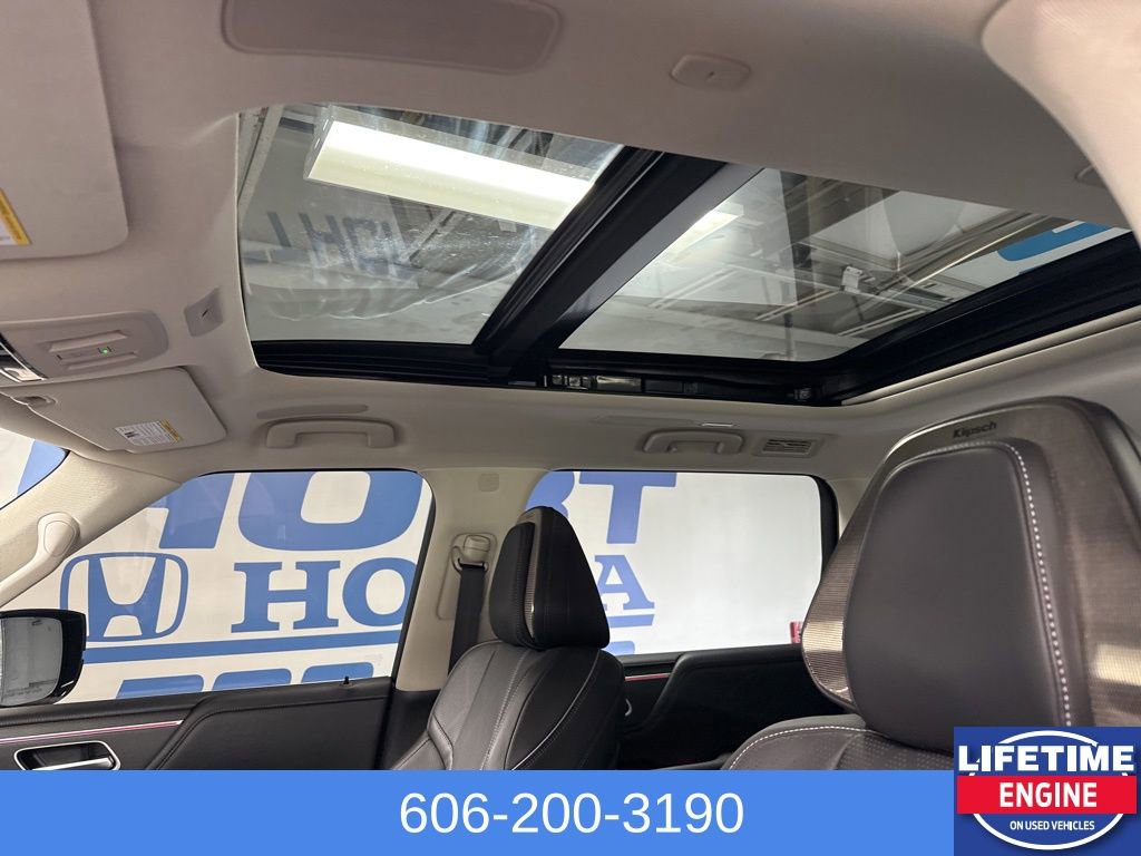 Used 2025 INFINITI QX80 Sensory image 27