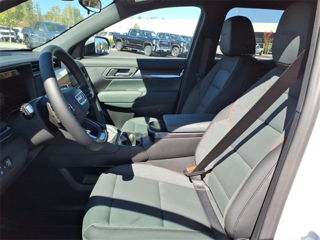 New 2026 GMC Terrain AT4 w/ LPO, Floor Liner Package image 7