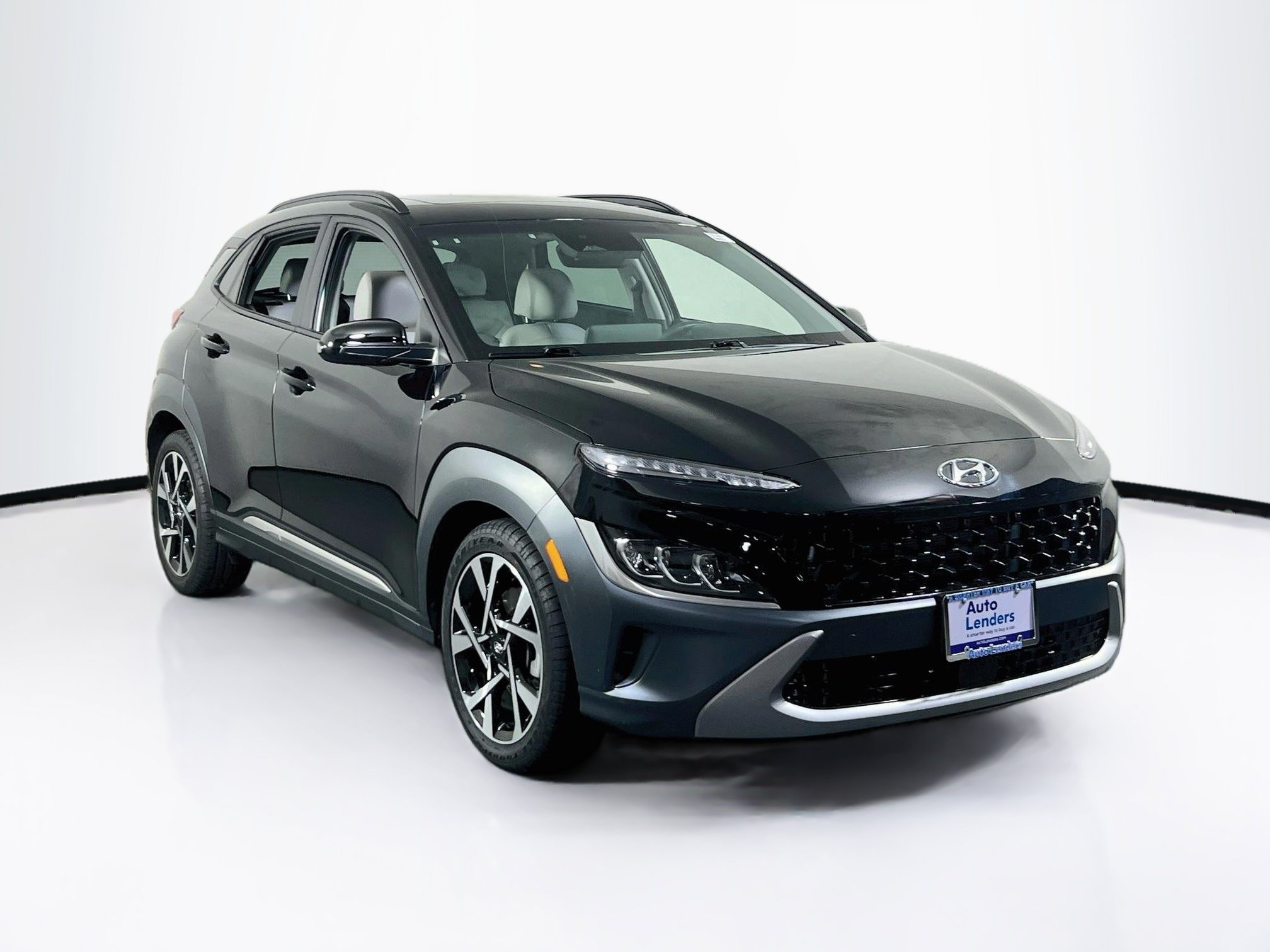 Used 2023 Hyundai Kona Limited w/ Cargo Package AWD/4WD image 3