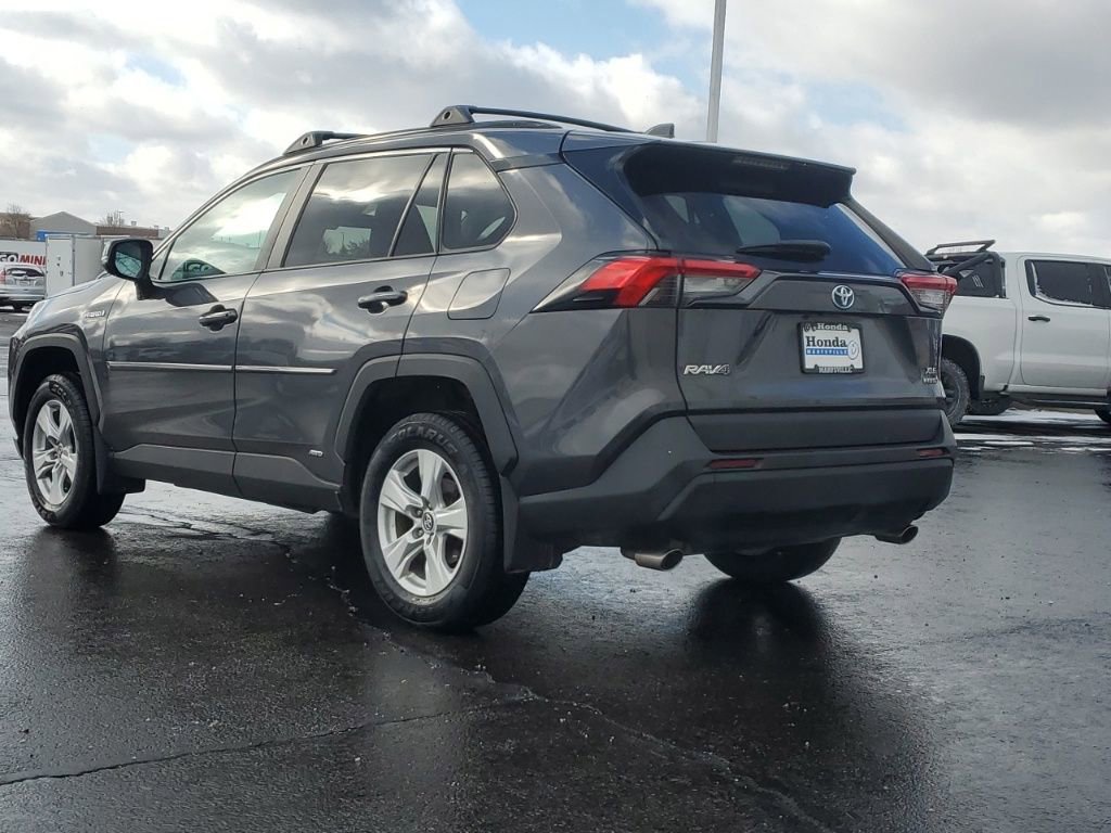 Used 2021 Toyota RAV4 XLE image 6