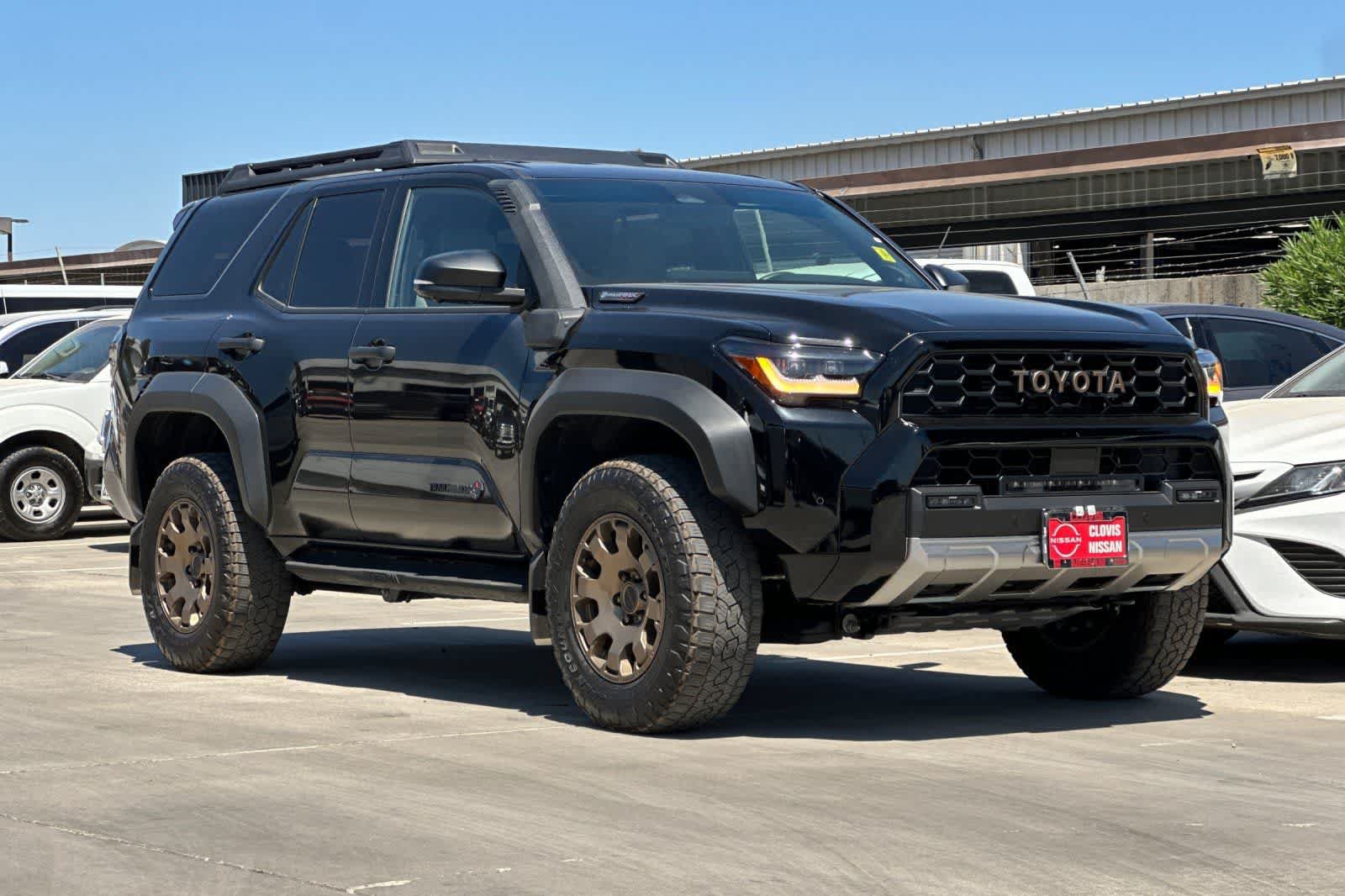 Used 2025 Toyota 4Runner Trailhunter AWD/4WD image 10