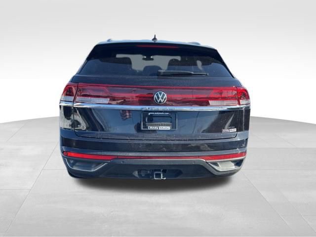 Used 2024 Volkswagen Atlas Cross Sport SE image 6