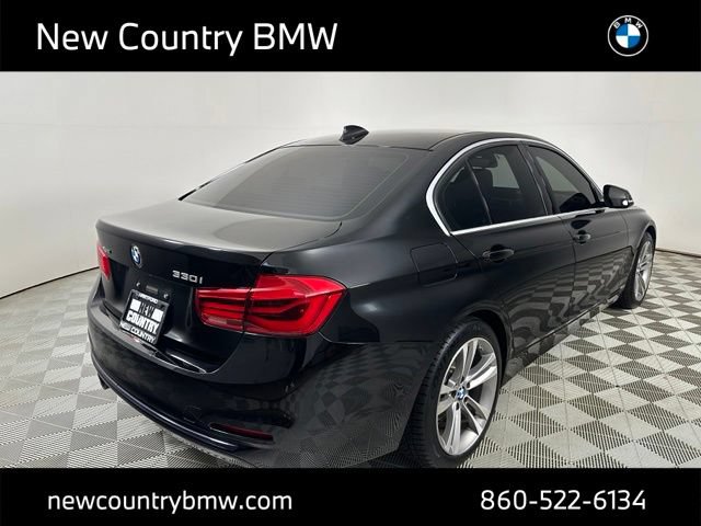 Used 2018 BMW 330i xDrive Sedan AWD/4WD image 6