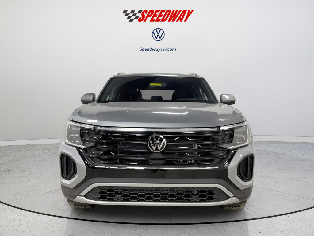 New 2026 Volkswagen Atlas Cross Sport SE image 2