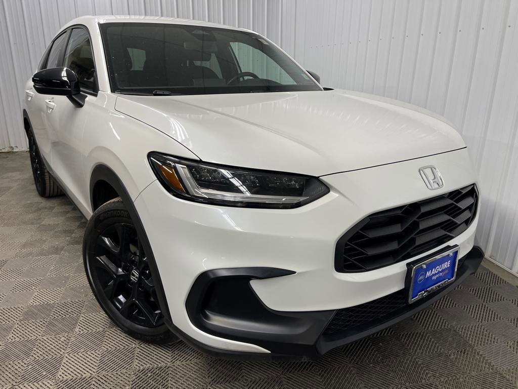 Used 2023 Honda HR-V Sport image 10